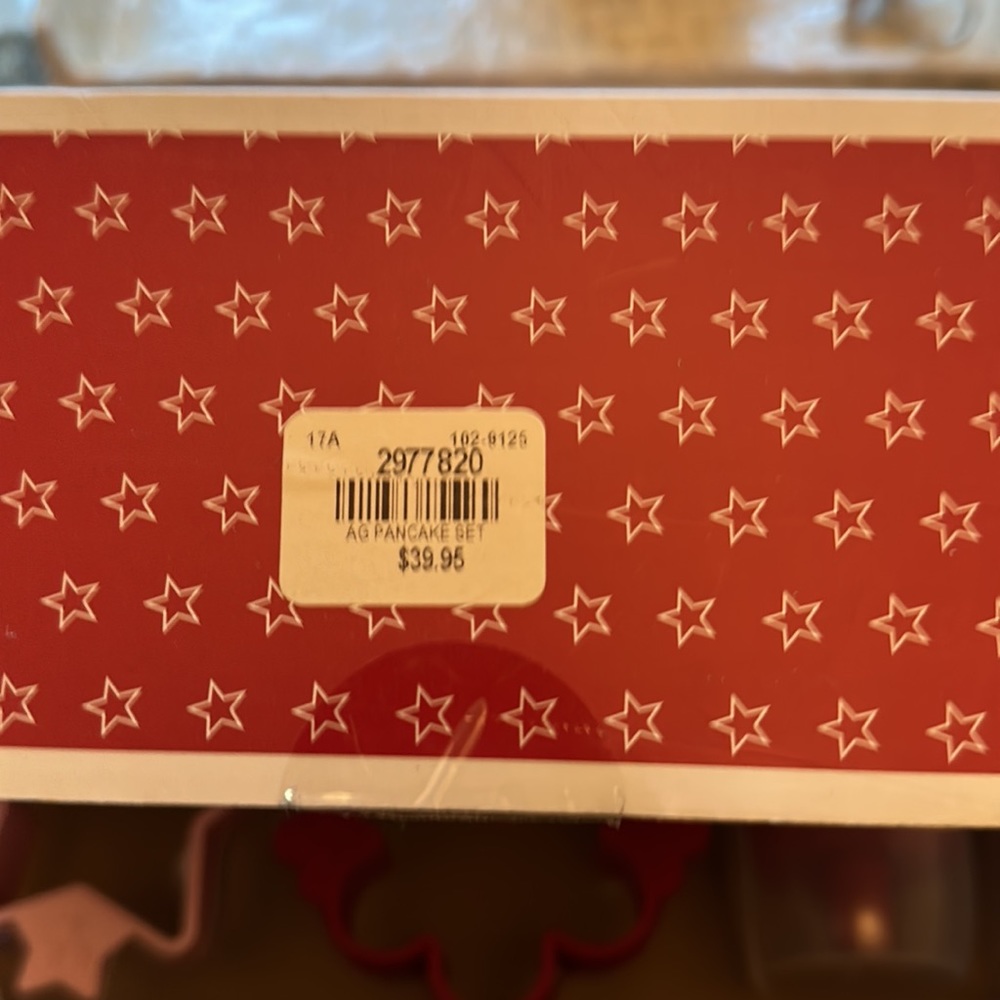 American Girl Pancake Set - Picture 2 of 4